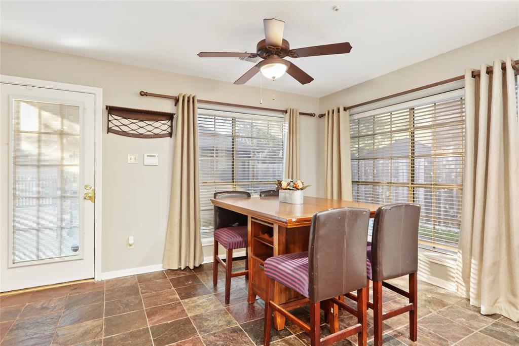 3307 1 Woodland View Drive, Kingwood, Texas 77345, 4 Bedrooms Bedrooms, 8 Rooms Rooms,2 BathroomsBathrooms,Single-family,For Sale,Woodland View,83393157