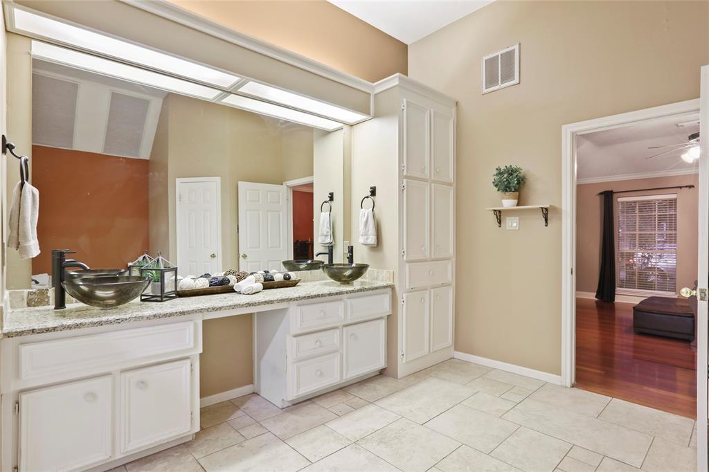 3307 1 Woodland View Drive, Kingwood, Texas 77345, 4 Bedrooms Bedrooms, 8 Rooms Rooms,2 BathroomsBathrooms,Single-family,For Sale,Woodland View,83393157