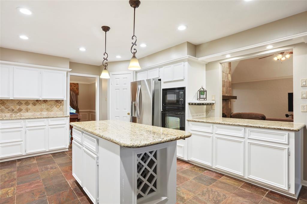 3307 1 Woodland View Drive, Kingwood, Texas 77345, 4 Bedrooms Bedrooms, 8 Rooms Rooms,2 BathroomsBathrooms,Single-family,For Sale,Woodland View,83393157