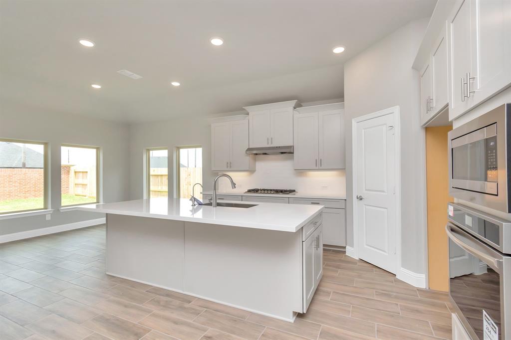 1510 1 Country Air Lane, Missouri City, Texas 77459, 4 Bedrooms Bedrooms, 7 Rooms Rooms,3 BathroomsBathrooms,Single-family,For Sale,Country Air,78629887