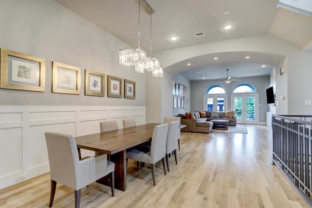 2123 3 Woodhead Street, Houston, Texas 77019, 4 Bedrooms Bedrooms, 9 Rooms Rooms,3 BathroomsBathrooms,Single-family,For Sale,Woodhead,62015103