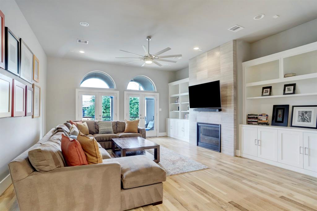 2123 3 Woodhead Street, Houston, Texas 77019, 4 Bedrooms Bedrooms, 9 Rooms Rooms,3 BathroomsBathrooms,Single-family,For Sale,Woodhead,62015103