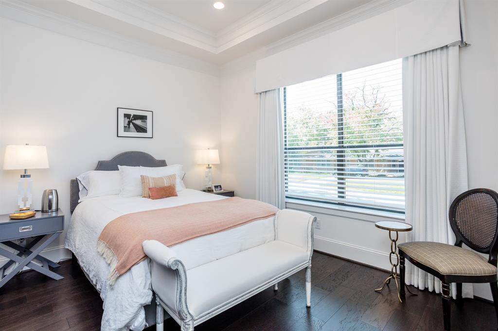 8703 2 Linkmeadow Lane, Houston, Texas 77025, 4 Bedrooms Bedrooms, 16 Rooms Rooms,4 BathroomsBathrooms,Single-family,For Sale,Linkmeadow,58561793