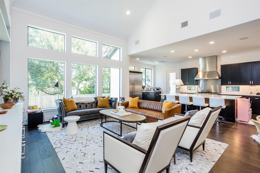 8703 2 Linkmeadow Lane, Houston, Texas 77025, 4 Bedrooms Bedrooms, 16 Rooms Rooms,4 BathroomsBathrooms,Single-family,For Sale,Linkmeadow,58561793