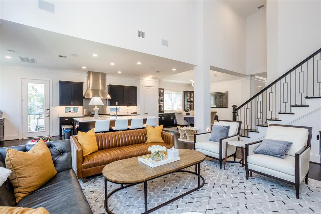 8703 2 Linkmeadow Lane, Houston, Texas 77025, 4 Bedrooms Bedrooms, 16 Rooms Rooms,4 BathroomsBathrooms,Single-family,For Sale,Linkmeadow,58561793