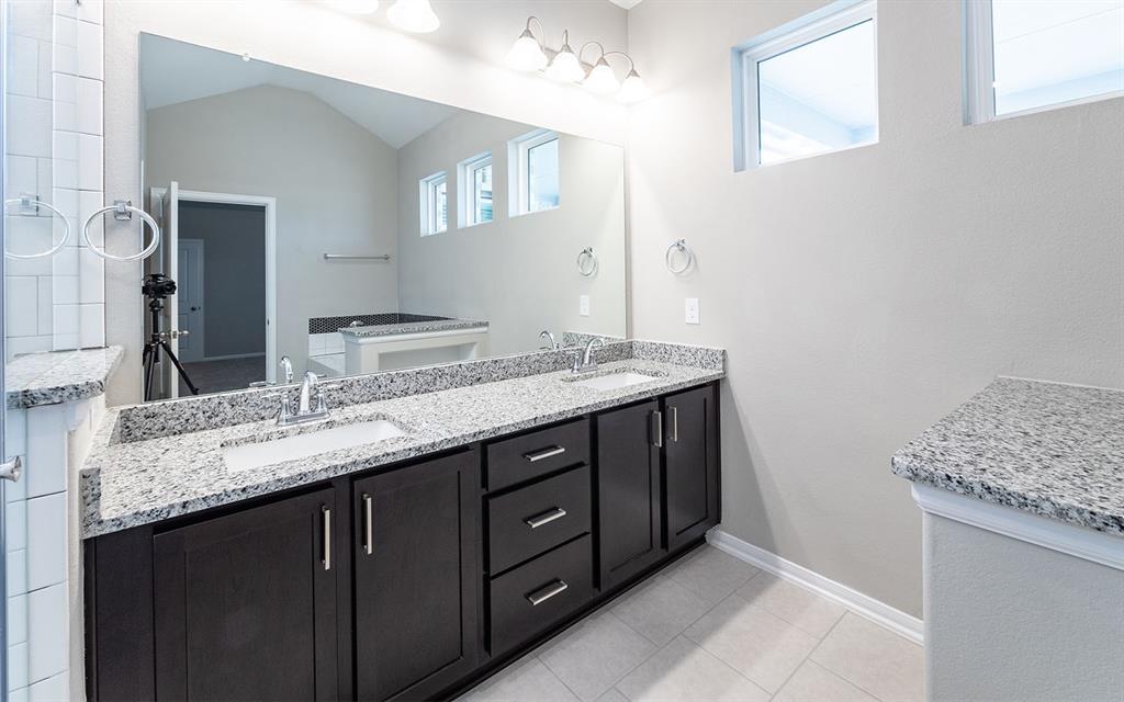 2714 2 Raspberry Sunset Circle, Texas City, Texas 77568, 4 Bedrooms Bedrooms, 10 Rooms Rooms,2 BathroomsBathrooms,Single-family,For Sale,Raspberry Sunset,81179148