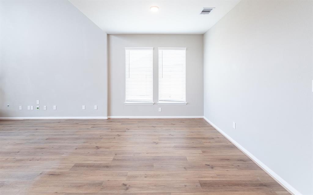 2714 2 Raspberry Sunset Circle, Texas City, Texas 77568, 4 Bedrooms Bedrooms, 10 Rooms Rooms,2 BathroomsBathrooms,Single-family,For Sale,Raspberry Sunset,81179148