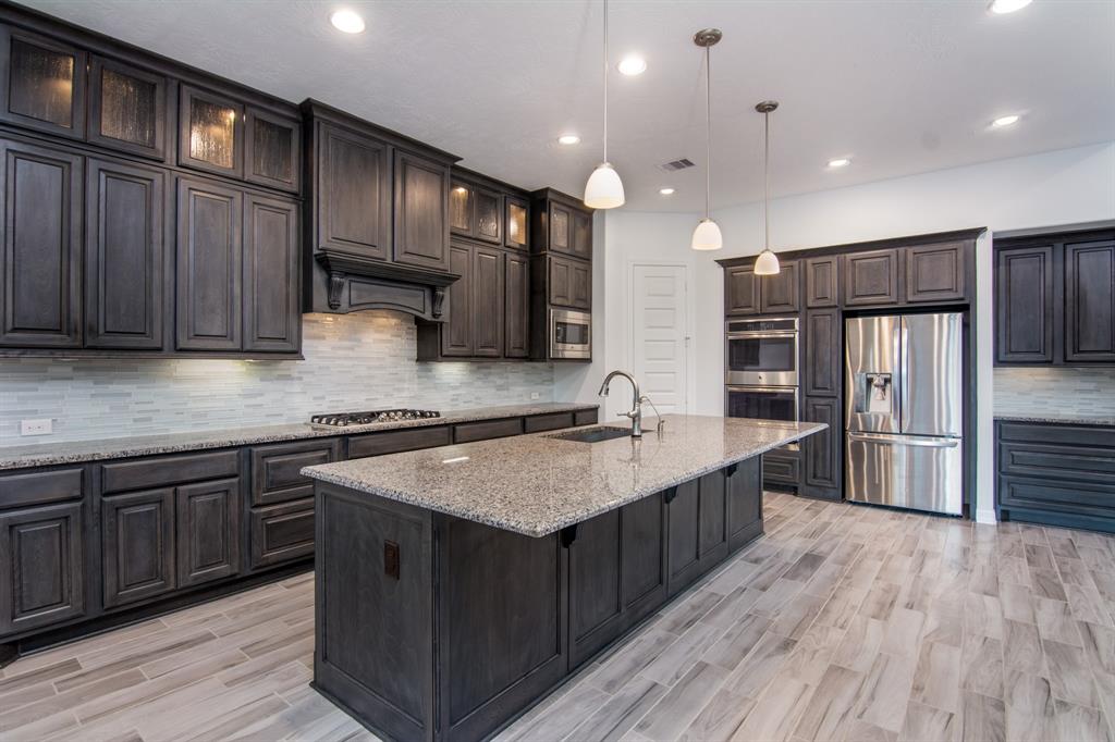11002 1 Flanker Way, Richmond, Texas 77407, 3 Bedrooms Bedrooms, 11 Rooms Rooms,3 BathroomsBathrooms,Single-family,For Sale,Flanker Way,86766562