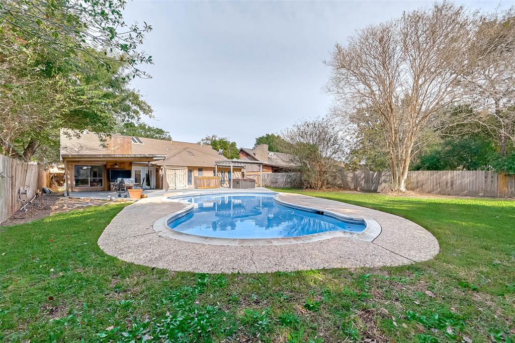 1075 1 Red Rock Canyon Drive, Katy, Texas 77450, 4 Bedrooms Bedrooms, 8 Rooms Rooms,2 BathroomsBathrooms,Single-family,For Sale,Red Rock Canyon,89451025