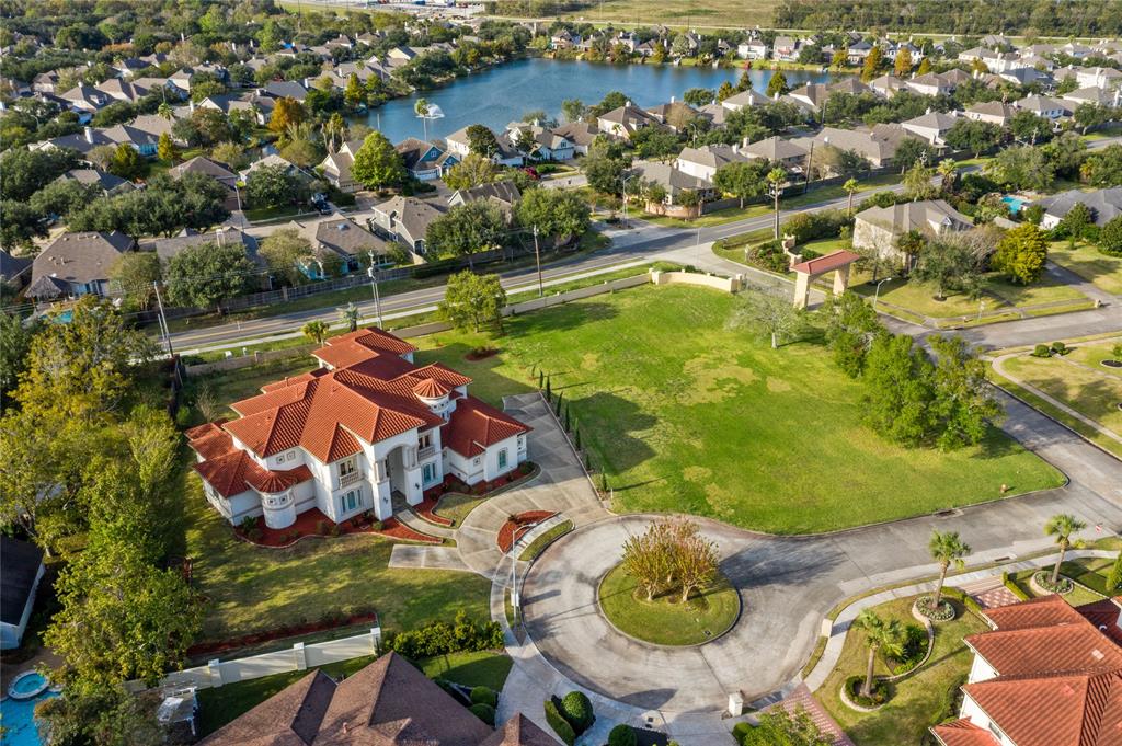 1503 2 Harbour Estates Circle, Pasadena, Texas 77586, 5 Bedrooms Bedrooms, 17 Rooms Rooms,6 BathroomsBathrooms,Single-family,For Sale,Harbour Estates,93436633