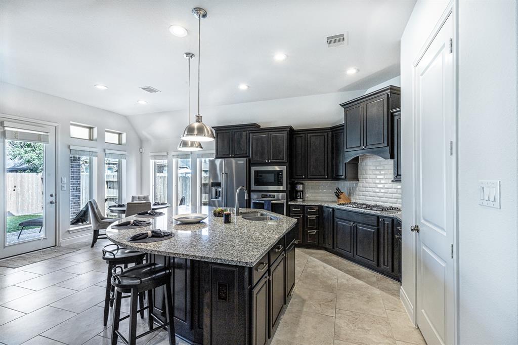 18814 1 Capalona Court, New Caney, Texas 77357, 3 Bedrooms Bedrooms, 7 Rooms Rooms,3 BathroomsBathrooms,Single-family,For Sale,Capalona,78050436