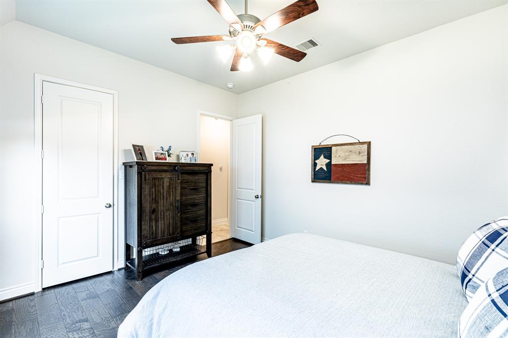 18814 1 Capalona Court, New Caney, Texas 77357, 3 Bedrooms Bedrooms, 7 Rooms Rooms,3 BathroomsBathrooms,Single-family,For Sale,Capalona,78050436
