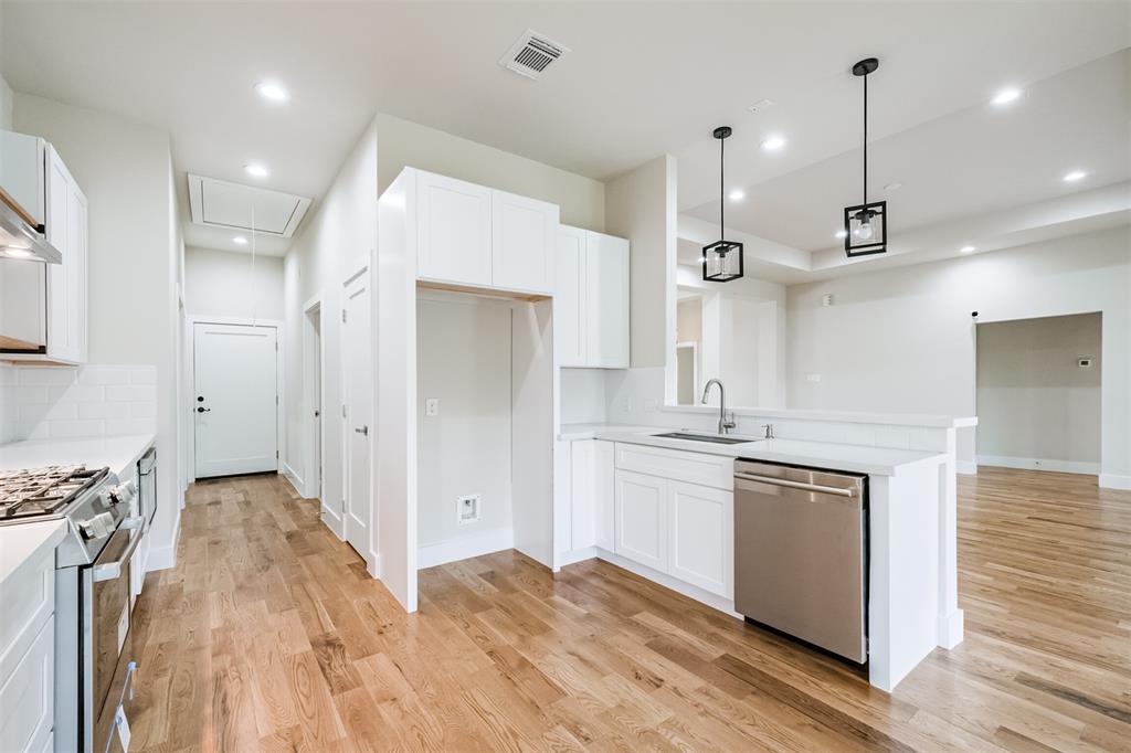 5129 1 Shady Oaks Lane, Friendswood, Texas 77546, 3 Bedrooms Bedrooms, 7 Rooms Rooms,2 BathroomsBathrooms,Single-family,For Sale,Shady Oaks,83096046