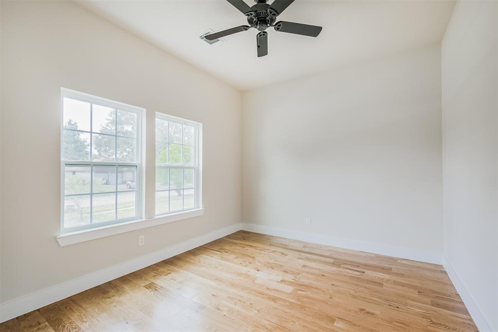 5129 1 Shady Oaks Lane, Friendswood, Texas 77546, 3 Bedrooms Bedrooms, 7 Rooms Rooms,2 BathroomsBathrooms,Single-family,For Sale,Shady Oaks,83096046