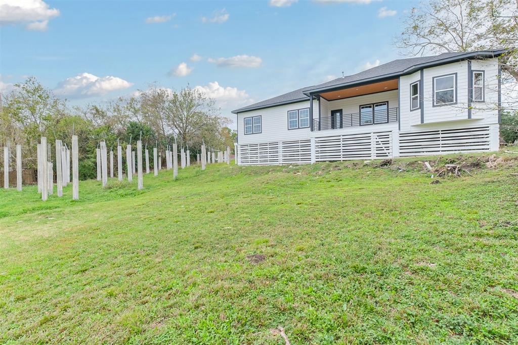 5129 1 Shady Oaks Lane, Friendswood, Texas 77546, 3 Bedrooms Bedrooms, 7 Rooms Rooms,2 BathroomsBathrooms,Single-family,For Sale,Shady Oaks,83096046