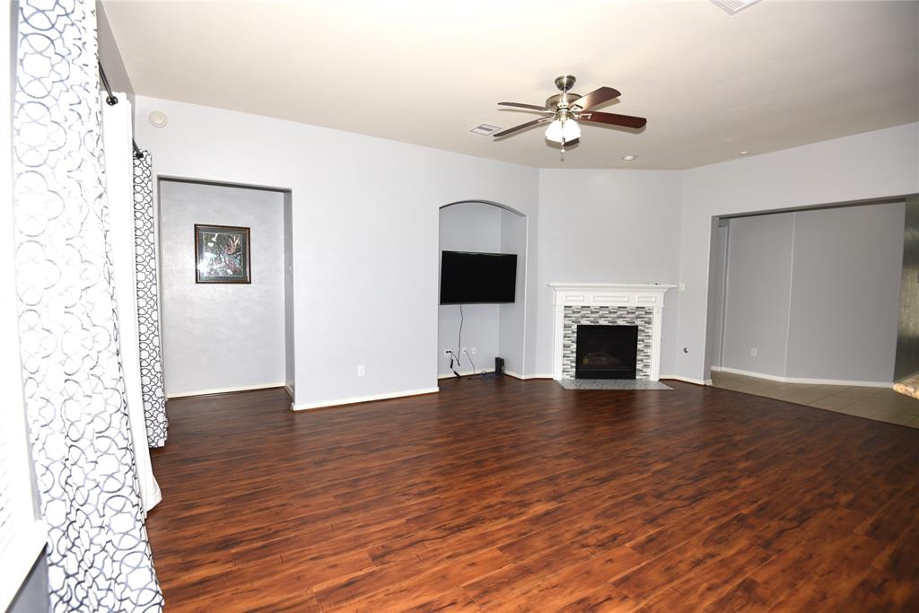 4622 1 Autumn Pine Lane, Houston, Texas 77084, 4 Bedrooms Bedrooms, 11 Rooms Rooms,2 BathroomsBathrooms,Single-family,For Sale,Autumn Pine,89930534