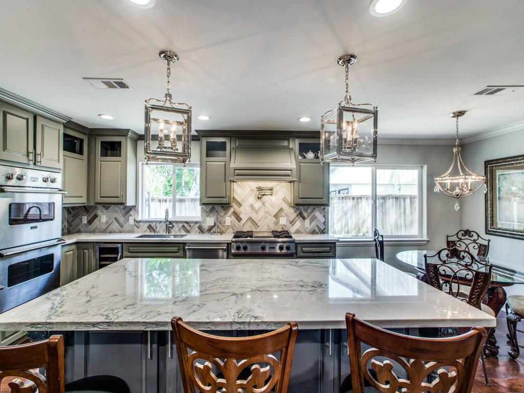 211 2 Briarpark Drive, Houston, Texas 77042, 4 Bedrooms Bedrooms, 9 Rooms Rooms,3 BathroomsBathrooms,Single-family,For Sale,Briarpark,83463404
