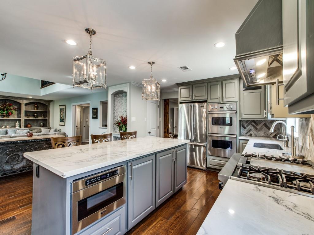 211 2 Briarpark Drive, Houston, Texas 77042, 4 Bedrooms Bedrooms, 9 Rooms Rooms,3 BathroomsBathrooms,Single-family,For Sale,Briarpark,83463404
