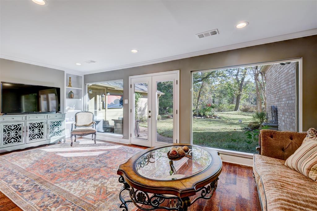 211 2 Briarpark Drive, Houston, Texas 77042, 4 Bedrooms Bedrooms, 9 Rooms Rooms,3 BathroomsBathrooms,Single-family,For Sale,Briarpark,83463404