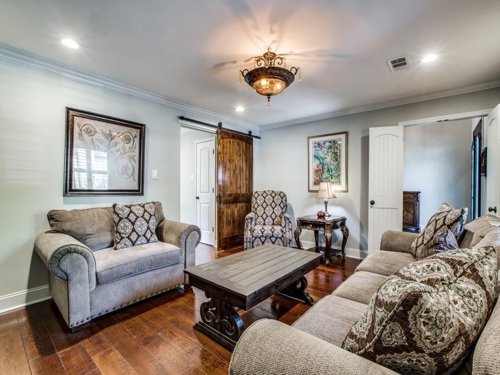 211 2 Briarpark Drive, Houston, Texas 77042, 4 Bedrooms Bedrooms, 9 Rooms Rooms,3 BathroomsBathrooms,Single-family,For Sale,Briarpark,83463404