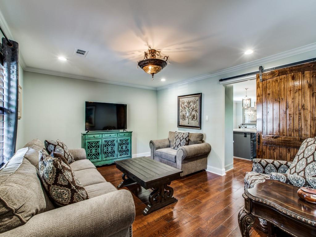 211 2 Briarpark Drive, Houston, Texas 77042, 4 Bedrooms Bedrooms, 9 Rooms Rooms,3 BathroomsBathrooms,Single-family,For Sale,Briarpark,83463404