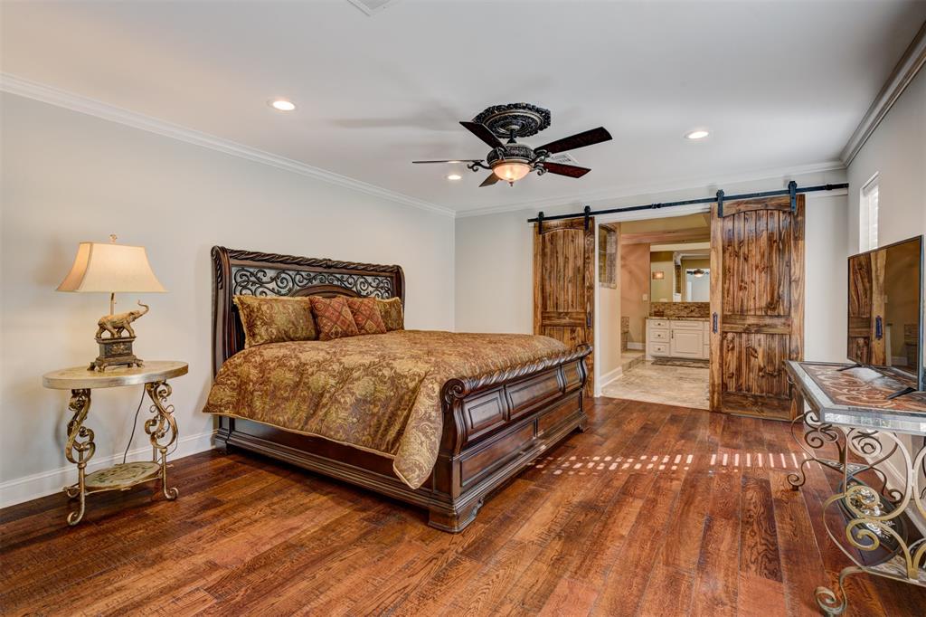 211 2 Briarpark Drive, Houston, Texas 77042, 4 Bedrooms Bedrooms, 9 Rooms Rooms,3 BathroomsBathrooms,Single-family,For Sale,Briarpark,83463404