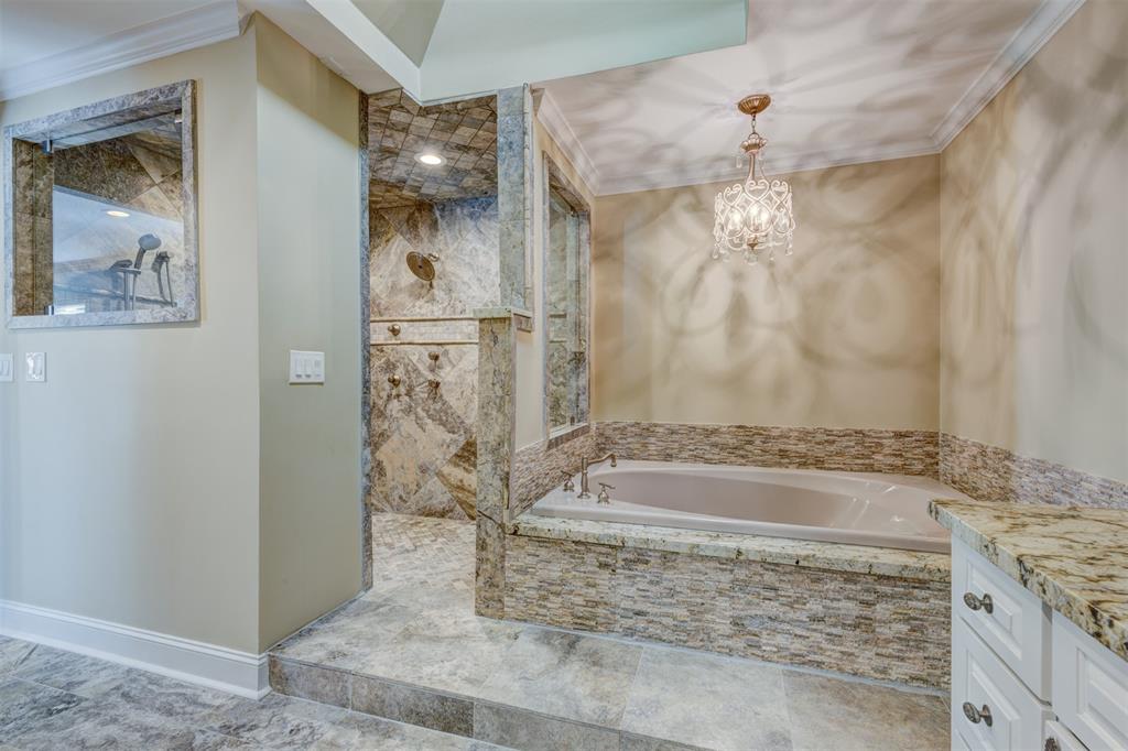 211 2 Briarpark Drive, Houston, Texas 77042, 4 Bedrooms Bedrooms, 9 Rooms Rooms,3 BathroomsBathrooms,Single-family,For Sale,Briarpark,83463404