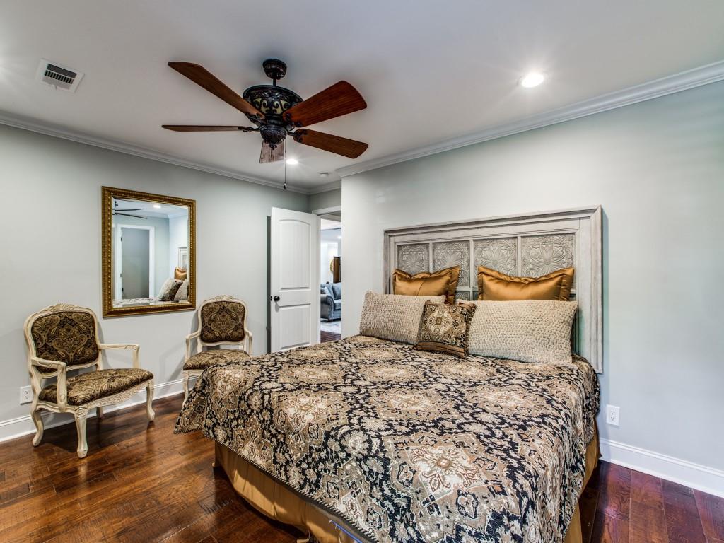 211 2 Briarpark Drive, Houston, Texas 77042, 4 Bedrooms Bedrooms, 9 Rooms Rooms,3 BathroomsBathrooms,Single-family,For Sale,Briarpark,83463404