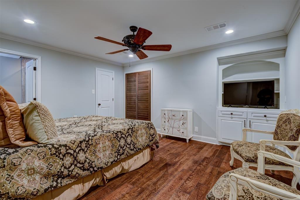 211 2 Briarpark Drive, Houston, Texas 77042, 4 Bedrooms Bedrooms, 9 Rooms Rooms,3 BathroomsBathrooms,Single-family,For Sale,Briarpark,83463404