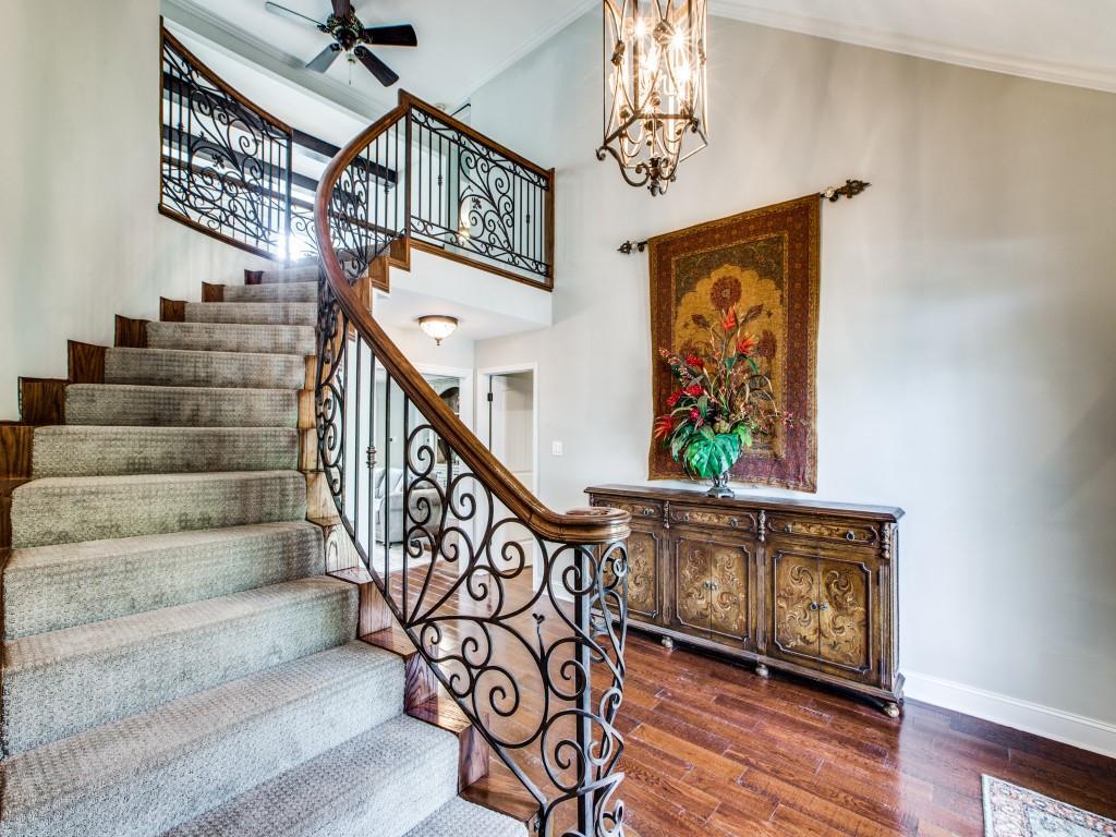 211 2 Briarpark Drive, Houston, Texas 77042, 4 Bedrooms Bedrooms, 9 Rooms Rooms,3 BathroomsBathrooms,Single-family,For Sale,Briarpark,83463404