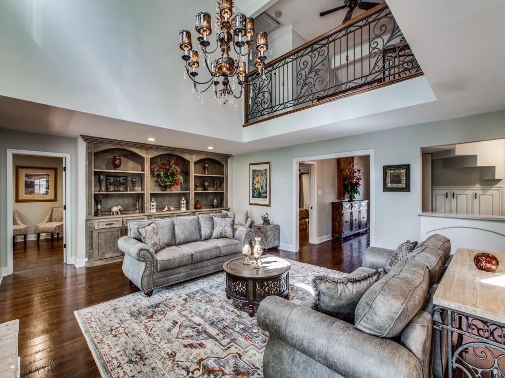 211 2 Briarpark Drive, Houston, Texas 77042, 4 Bedrooms Bedrooms, 9 Rooms Rooms,3 BathroomsBathrooms,Single-family,For Sale,Briarpark,83463404