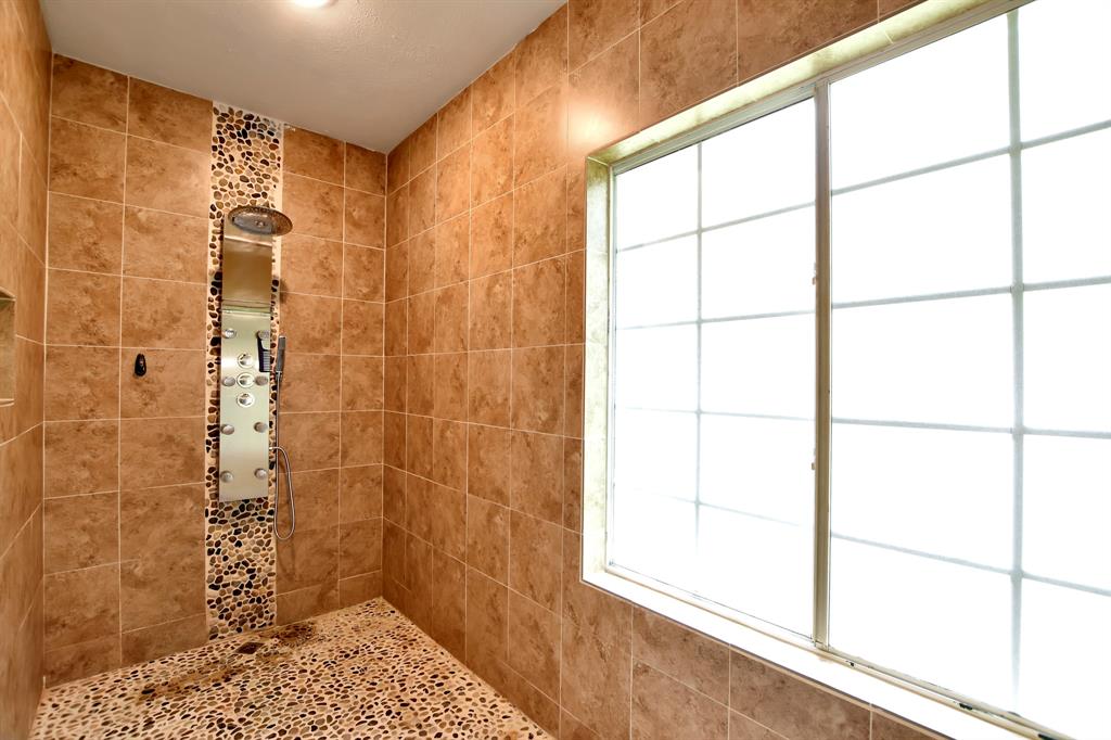 14837 1.5 Stagecoach Road, Stagecoach, Texas 77355, 4 Bedrooms Bedrooms, 13 Rooms Rooms,3 BathroomsBathrooms,Single-family,For Sale,Stagecoach,72906133