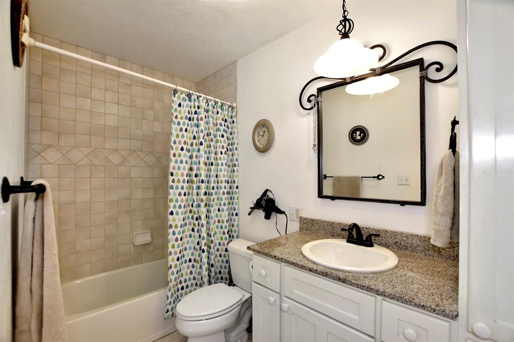 14837 1.5 Stagecoach Road, Stagecoach, Texas 77355, 4 Bedrooms Bedrooms, 13 Rooms Rooms,3 BathroomsBathrooms,Single-family,For Sale,Stagecoach,72906133