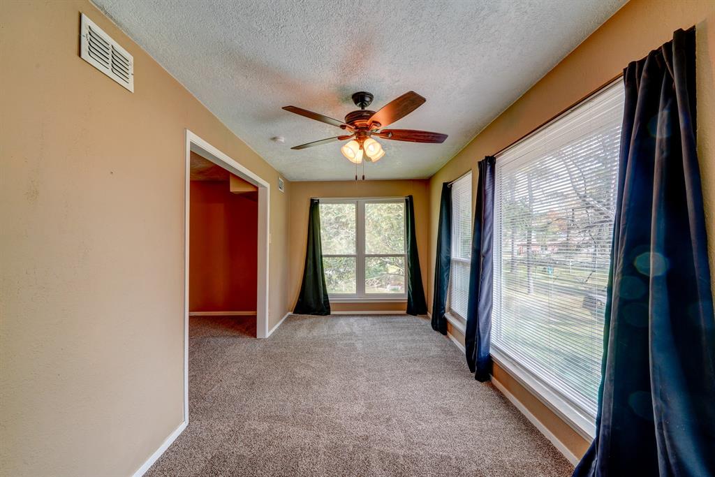 419 2 Kelly Road, Magnolia, Texas 77354, 5 Bedrooms Bedrooms, 9 Rooms Rooms,3 BathroomsBathrooms,Single-family,For Sale,Kelly,67590199