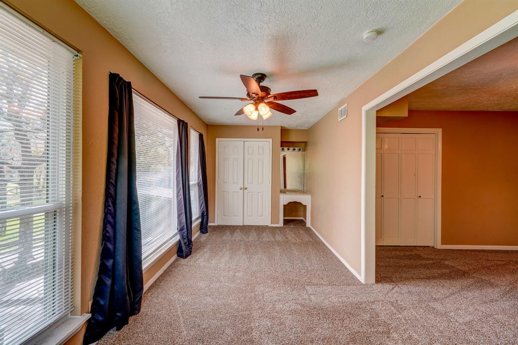 419 2 Kelly Road, Magnolia, Texas 77354, 5 Bedrooms Bedrooms, 9 Rooms Rooms,3 BathroomsBathrooms,Single-family,For Sale,Kelly,67590199