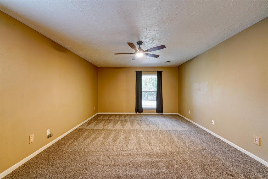 419 2 Kelly Road, Magnolia, Texas 77354, 5 Bedrooms Bedrooms, 9 Rooms Rooms,3 BathroomsBathrooms,Single-family,For Sale,Kelly,67590199