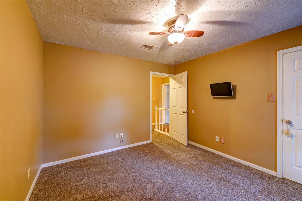 419 2 Kelly Road, Magnolia, Texas 77354, 5 Bedrooms Bedrooms, 9 Rooms Rooms,3 BathroomsBathrooms,Single-family,For Sale,Kelly,67590199