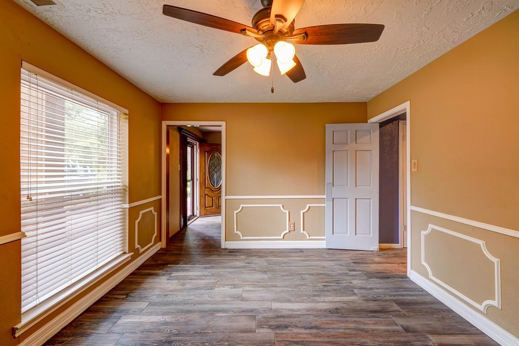 419 2 Kelly Road, Magnolia, Texas 77354, 5 Bedrooms Bedrooms, 9 Rooms Rooms,3 BathroomsBathrooms,Single-family,For Sale,Kelly,67590199