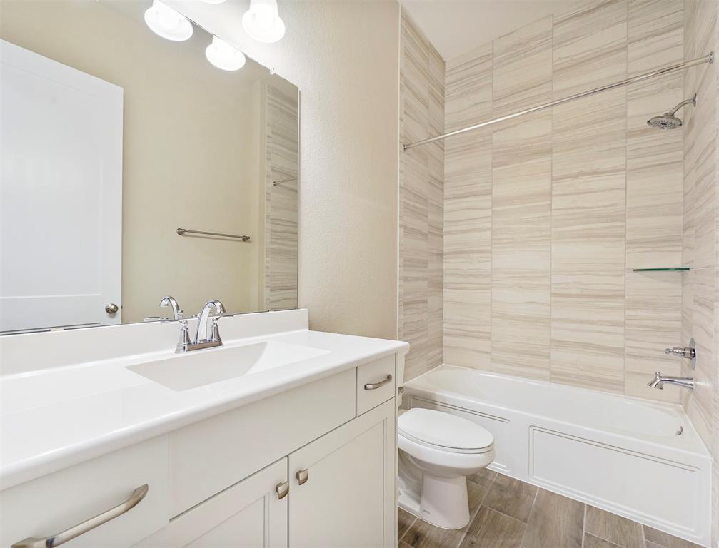 4034 1 Maple Glen Drive, Fulshear, Texas 77441, 4 Bedrooms Bedrooms, 5 Rooms Rooms,3 BathroomsBathrooms,Single-family,For Sale,Maple Glen,66089786