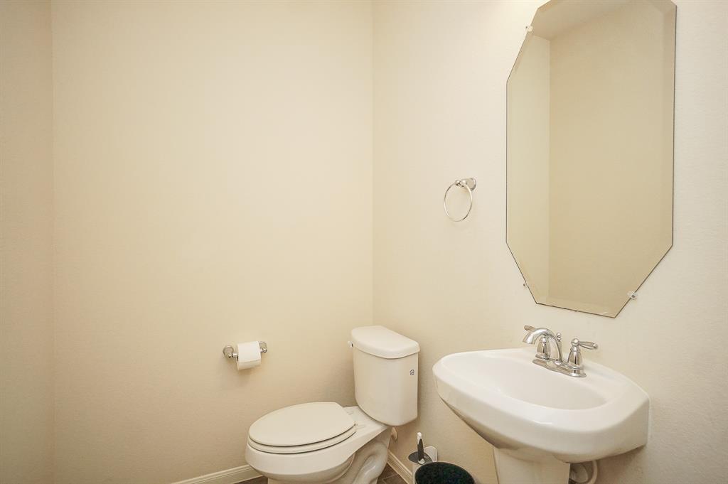 7811 2 Lake Meredith Drive, Needville, Texas 77461, 4 Bedrooms Bedrooms, 10 Rooms Rooms,3 BathroomsBathrooms,Single-family,For Sale,Lake Meredith,88668752
