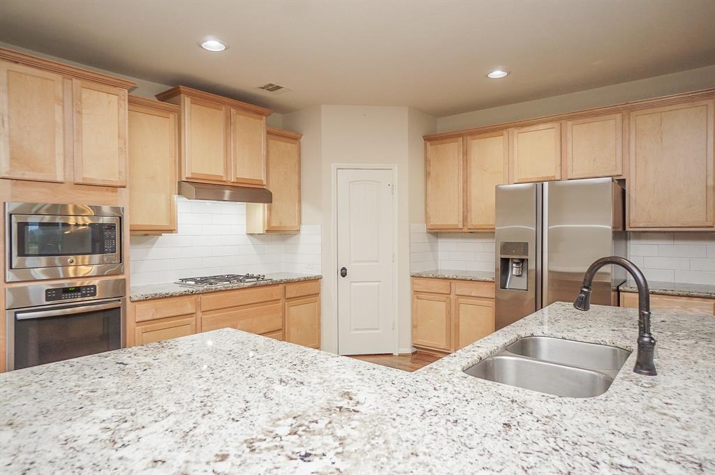 7811 2 Lake Meredith Drive, Needville, Texas 77461, 4 Bedrooms Bedrooms, 10 Rooms Rooms,3 BathroomsBathrooms,Single-family,For Sale,Lake Meredith,88668752