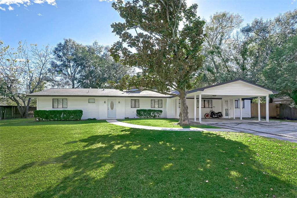 7580 1 Haywood Drive, Houston, Texas 77061, 3 Bedrooms Bedrooms, 9 Rooms Rooms,2 BathroomsBathrooms,Single-family,For Sale,Haywood,65871208