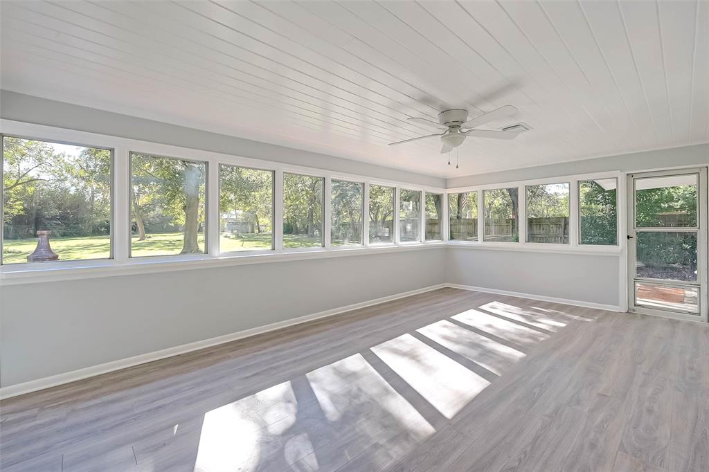 7580 1 Haywood Drive, Houston, Texas 77061, 3 Bedrooms Bedrooms, 9 Rooms Rooms,2 BathroomsBathrooms,Single-family,For Sale,Haywood,65871208