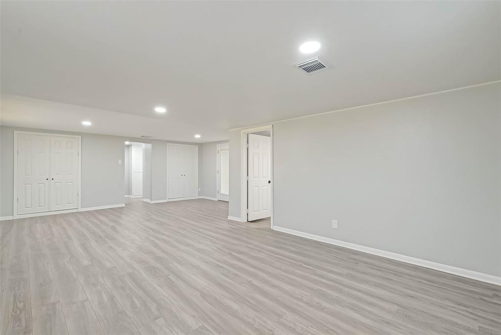 7580 1 Haywood Drive, Houston, Texas 77061, 3 Bedrooms Bedrooms, 9 Rooms Rooms,2 BathroomsBathrooms,Single-family,For Sale,Haywood,65871208