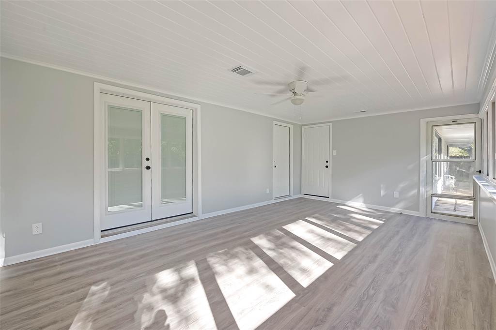 7580 1 Haywood Drive, Houston, Texas 77061, 3 Bedrooms Bedrooms, 9 Rooms Rooms,2 BathroomsBathrooms,Single-family,For Sale,Haywood,65871208