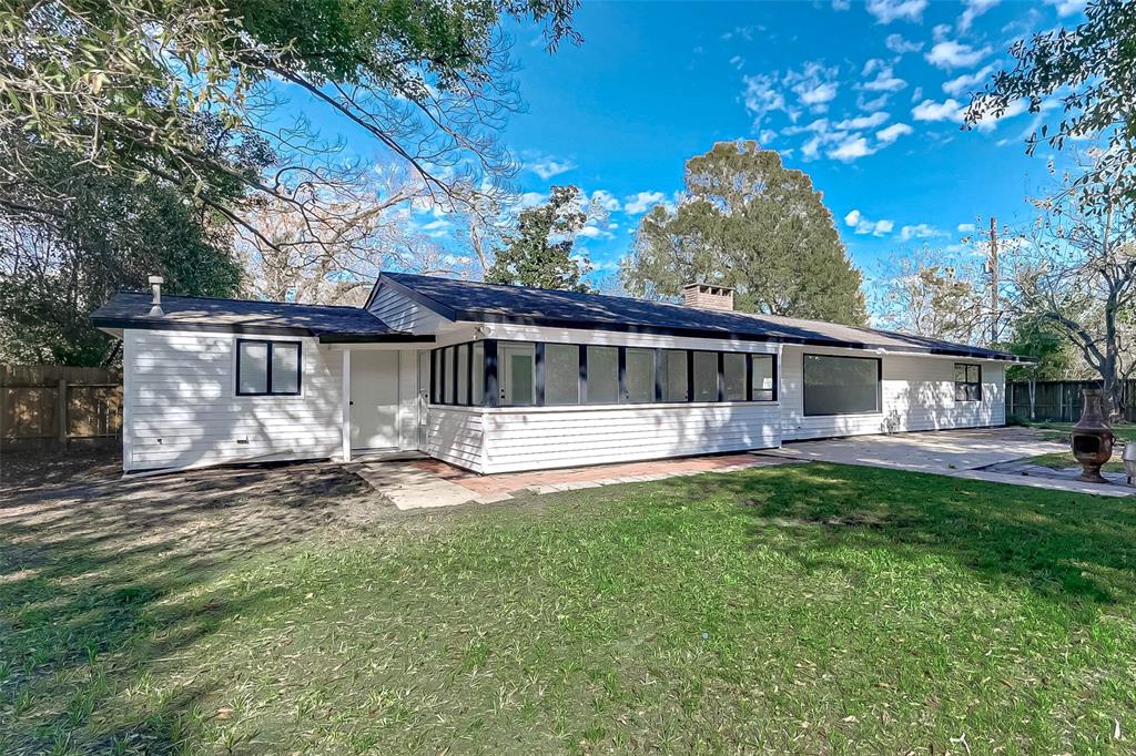 7580 1 Haywood Drive, Houston, Texas 77061, 3 Bedrooms Bedrooms, 9 Rooms Rooms,2 BathroomsBathrooms,Single-family,For Sale,Haywood,65871208