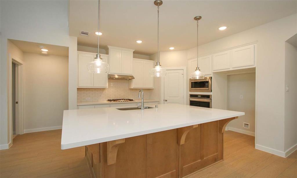 20922 2 Blooming Shrubs Court, Cypress, Texas 77433, 4 Bedrooms Bedrooms, 4 Rooms Rooms,3 BathroomsBathrooms,Single-family,For Sale,Blooming Shrubs Court,51744881