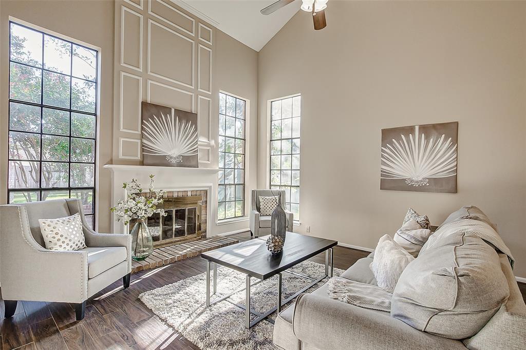 9211 2 Havencrest Drive, Houston, Texas 77083, 4 Bedrooms Bedrooms, 10 Rooms Rooms,2 BathroomsBathrooms,Single-family,For Sale,Havencrest,74057755