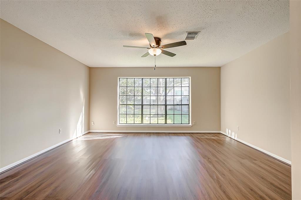 9211 2 Havencrest Drive, Houston, Texas 77083, 4 Bedrooms Bedrooms, 10 Rooms Rooms,2 BathroomsBathrooms,Single-family,For Sale,Havencrest,74057755