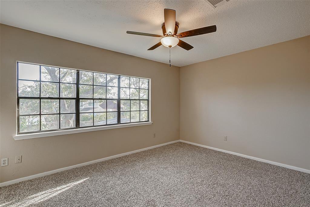 9211 2 Havencrest Drive, Houston, Texas 77083, 4 Bedrooms Bedrooms, 10 Rooms Rooms,2 BathroomsBathrooms,Single-family,For Sale,Havencrest,74057755